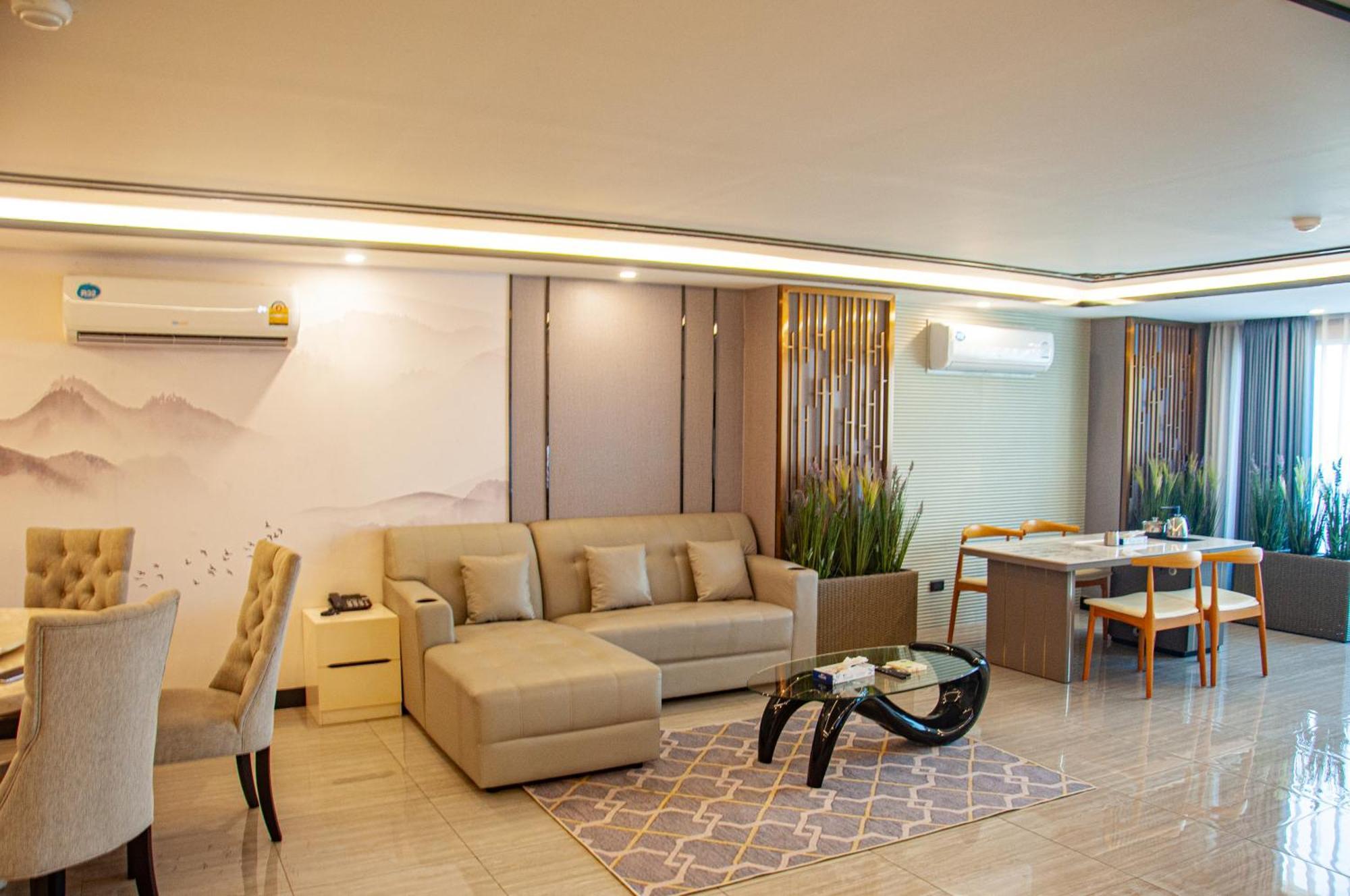 Ht9 Hotel Jomtien pláž Exteriér fotografie
