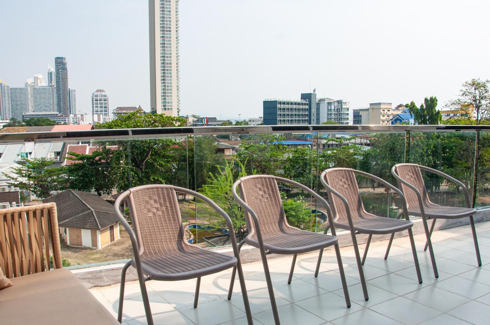 Ht9 Hotel Jomtien pláž Exteriér fotografie